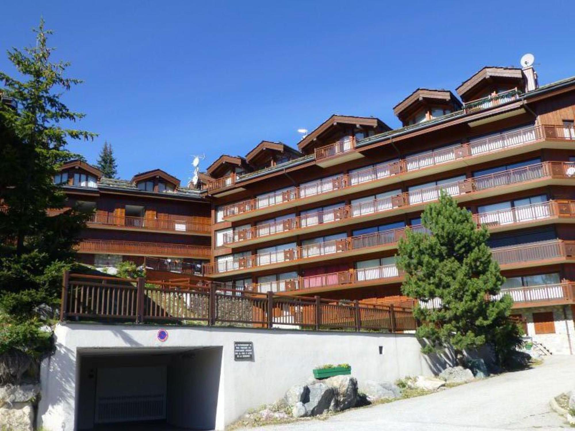 Ski Au Pied: Appartement T3 Renove Avec Parking A Courchevel 1850 - Fr-1-514-46 Exterior photo